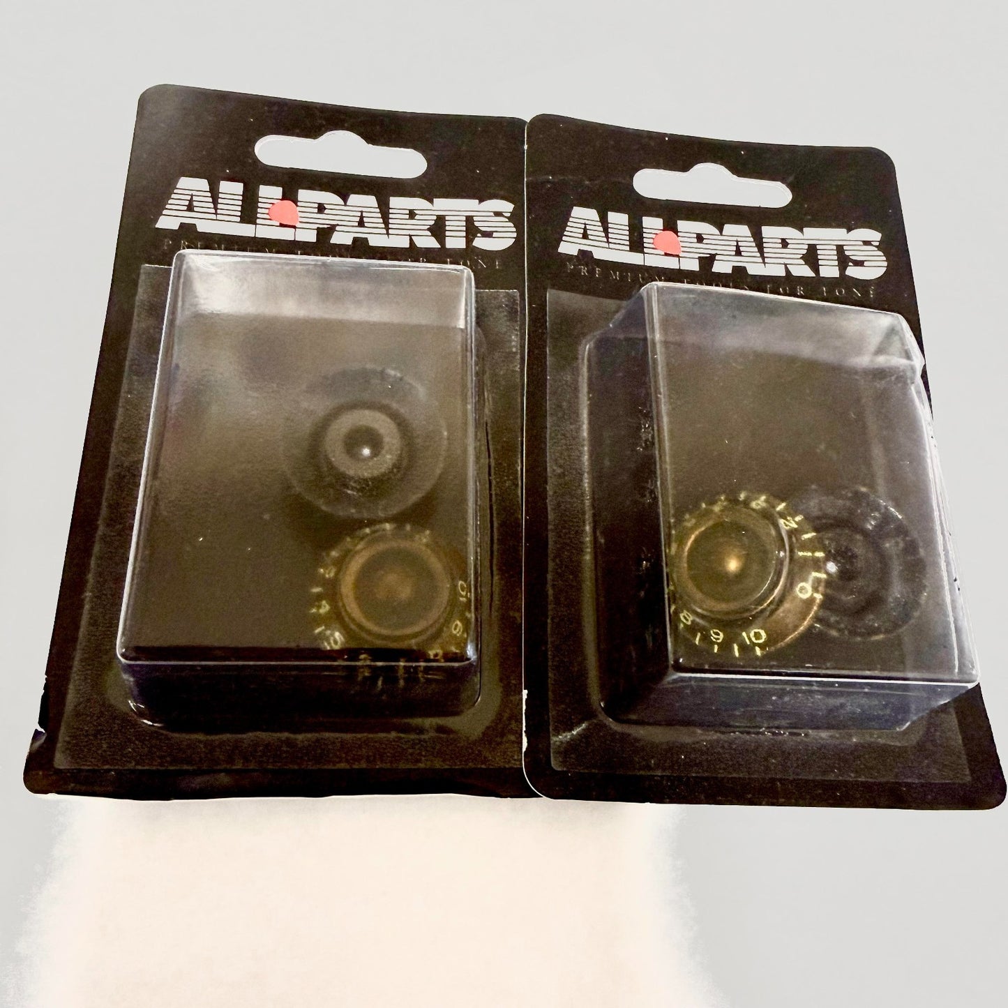 Set of 4 Vintage Style Bell Knobs For Guitar CHOCOLATE Brown PK-0140-036