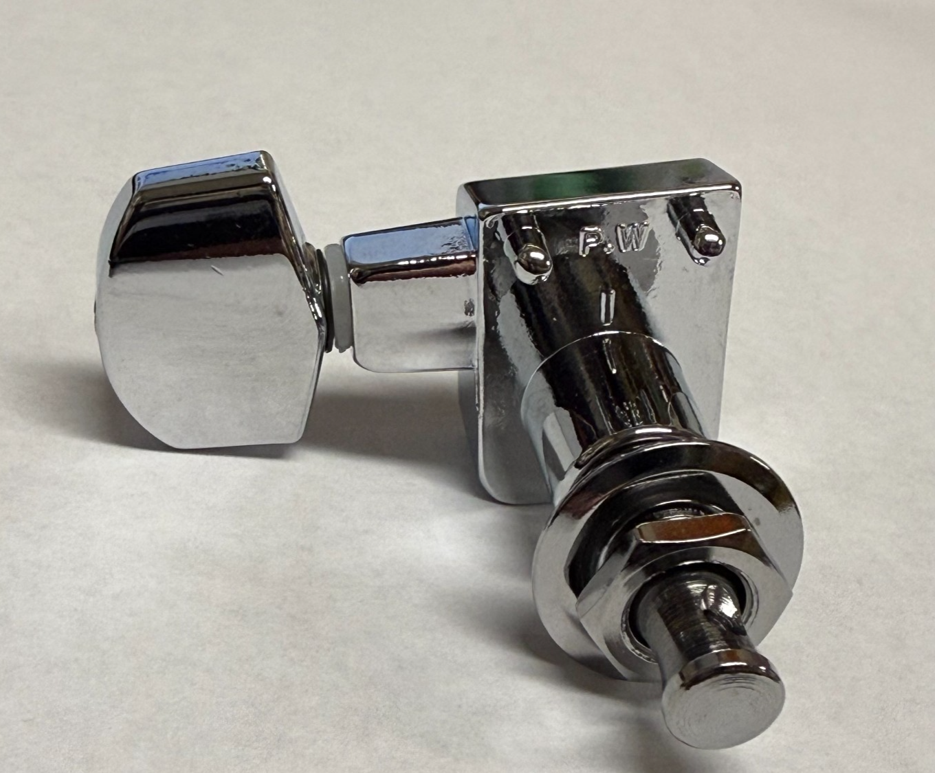 Fender Guitar Polished Chrome Long Post Guitar Tuner Strat Tele Machine Head